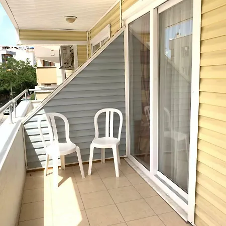 Yuksel 2* 쿠사다시