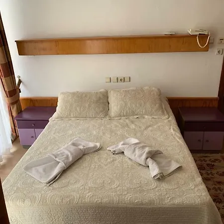 Yuksel 2* 쿠사다시